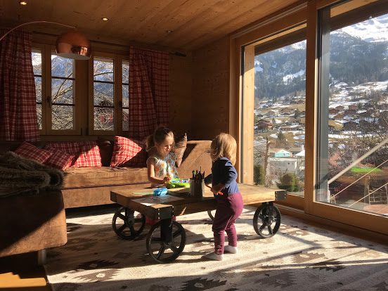 children playing in an airbnb in switzerland 