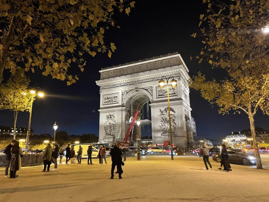 Arc D'Triomphe in Paris